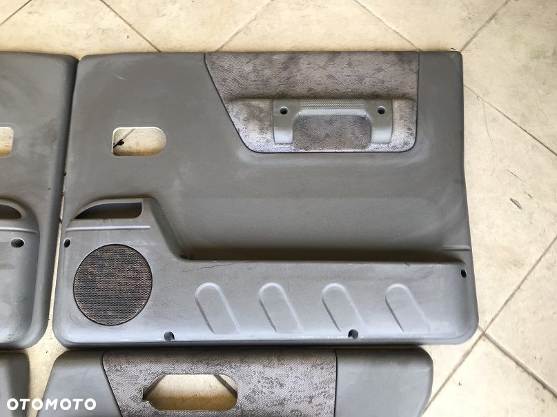 BOCZKI DRZWI SZARE KOMPLET LAND ROVER DISCOVERY 2 II - 4