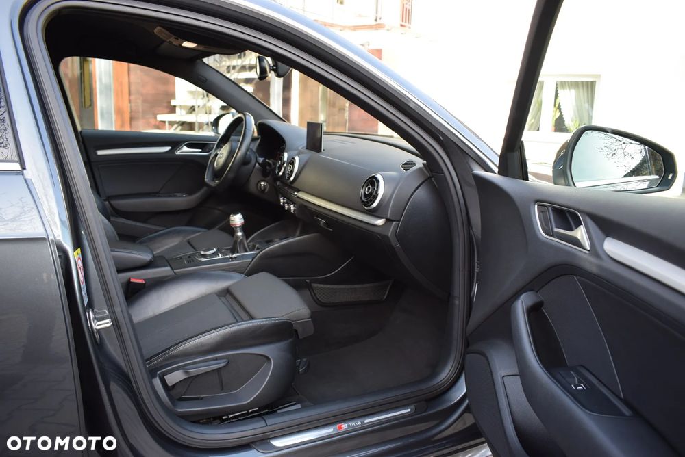 Audi A3 Sportback 2.0 TDI (clean diesel) S line Sportpaket - 18