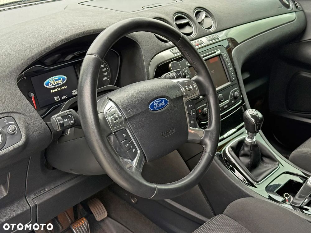 Ford Galaxy 2.0 TDCi Titanium - 24