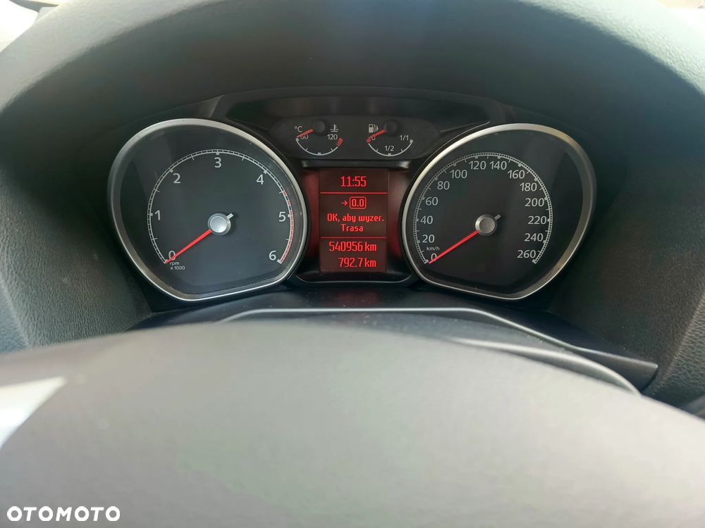 Ford Mondeo 1.8 TDCi Ghia - 11