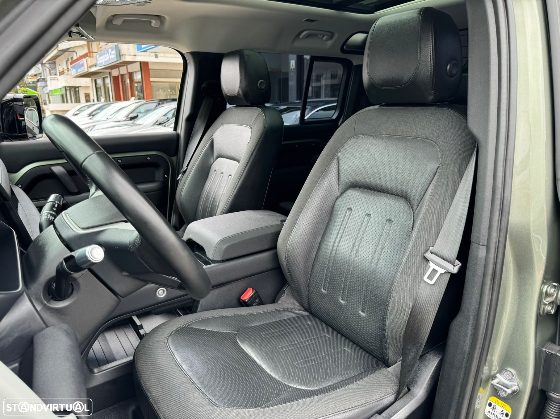 Land Rover Defender 2.0 D 110 AWD S - 10