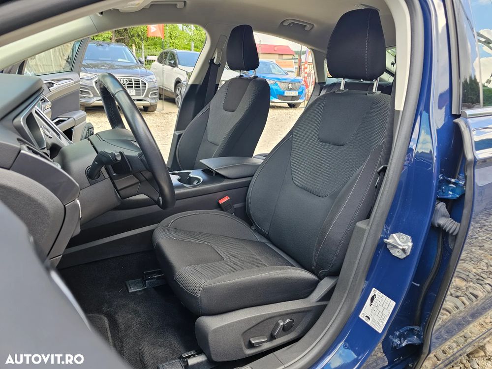 Ford Mondeo - 23