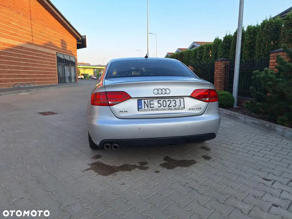 Audi A4 2.0 TDI Limited Edition - 11