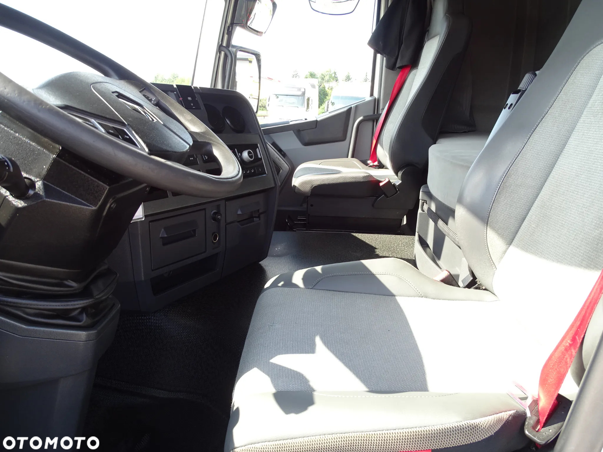 Renault T 520 - 8