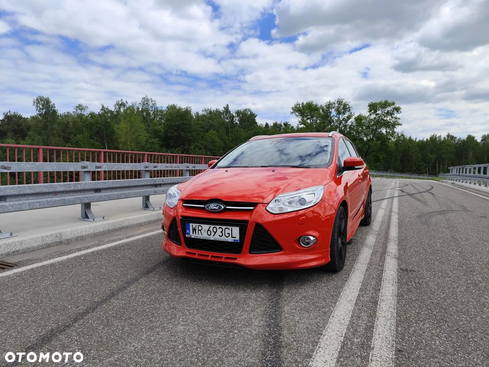 Ford Focus 1.6 EcoBoost Start-Stopp-System SYNC Edition - 2