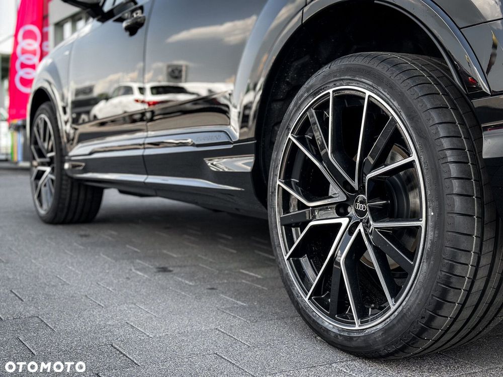 Audi Q7 - 8
