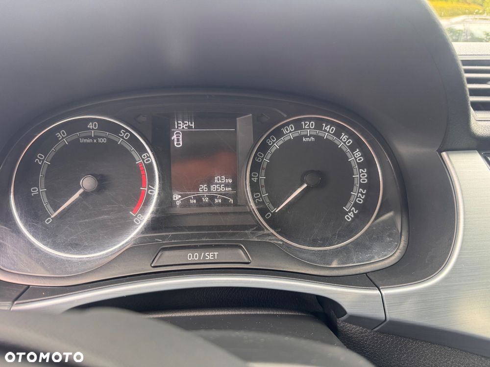 Skoda Fabia 1.0 Ambition - 8