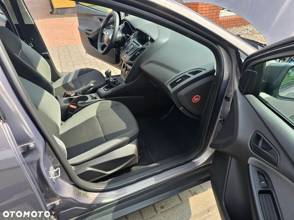 Ford Focus - 20