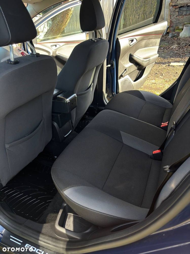 Ford Focus - 7