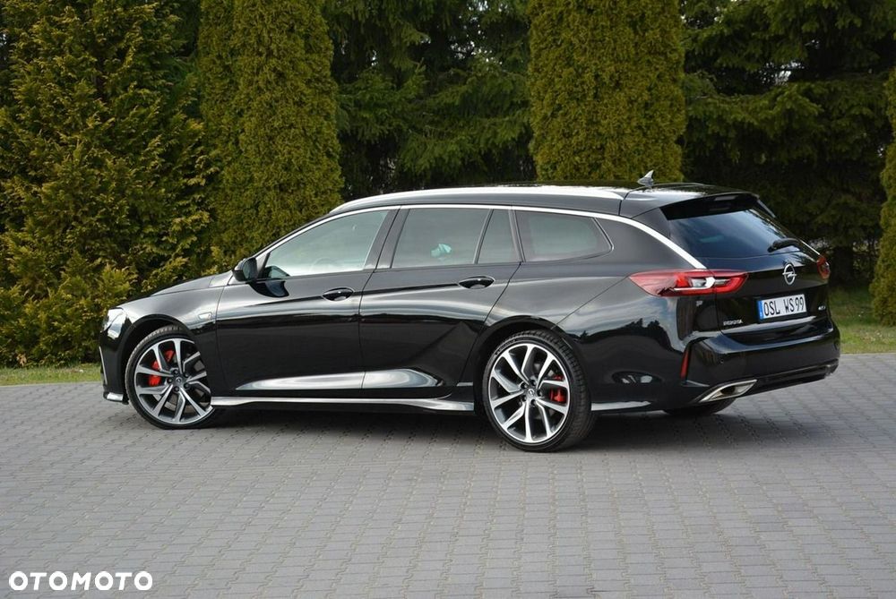 Opel Insignia 2.0 T 4x4 GSi S&S - 10