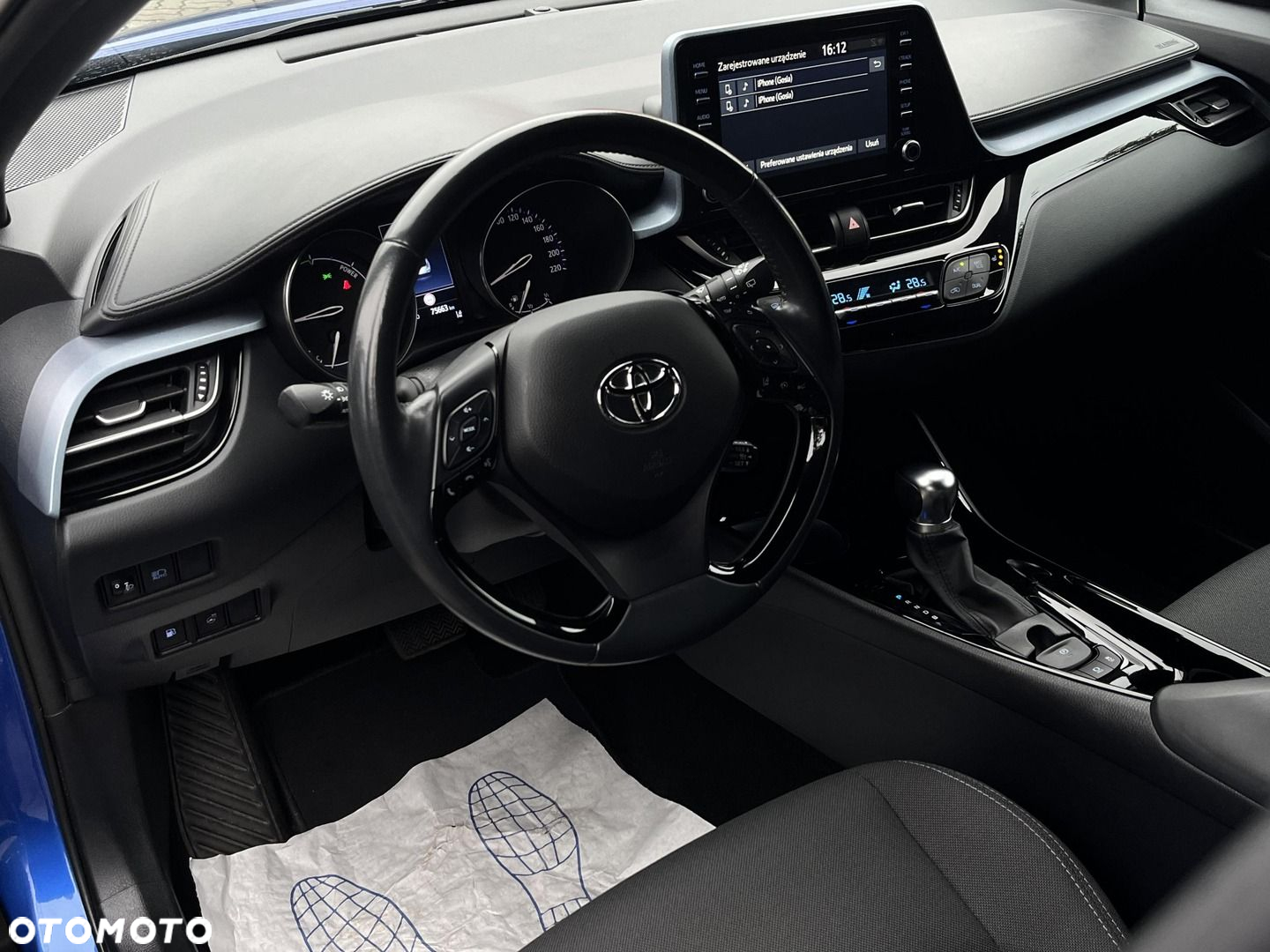 Toyota C-HR - 11