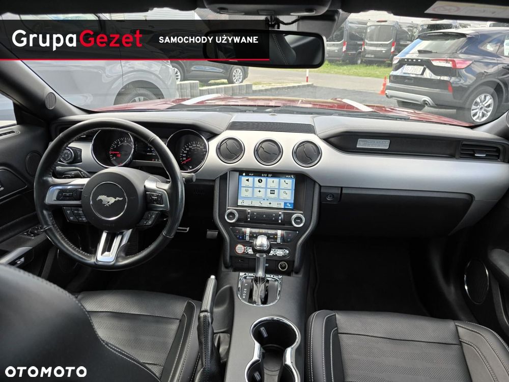 Ford Mustang - 10