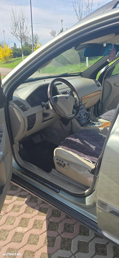 Volvo XC 90 - 11