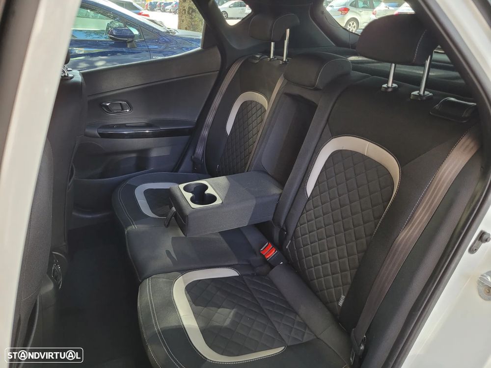 Kia Ceed 1.6 CRDi GT Line - 59