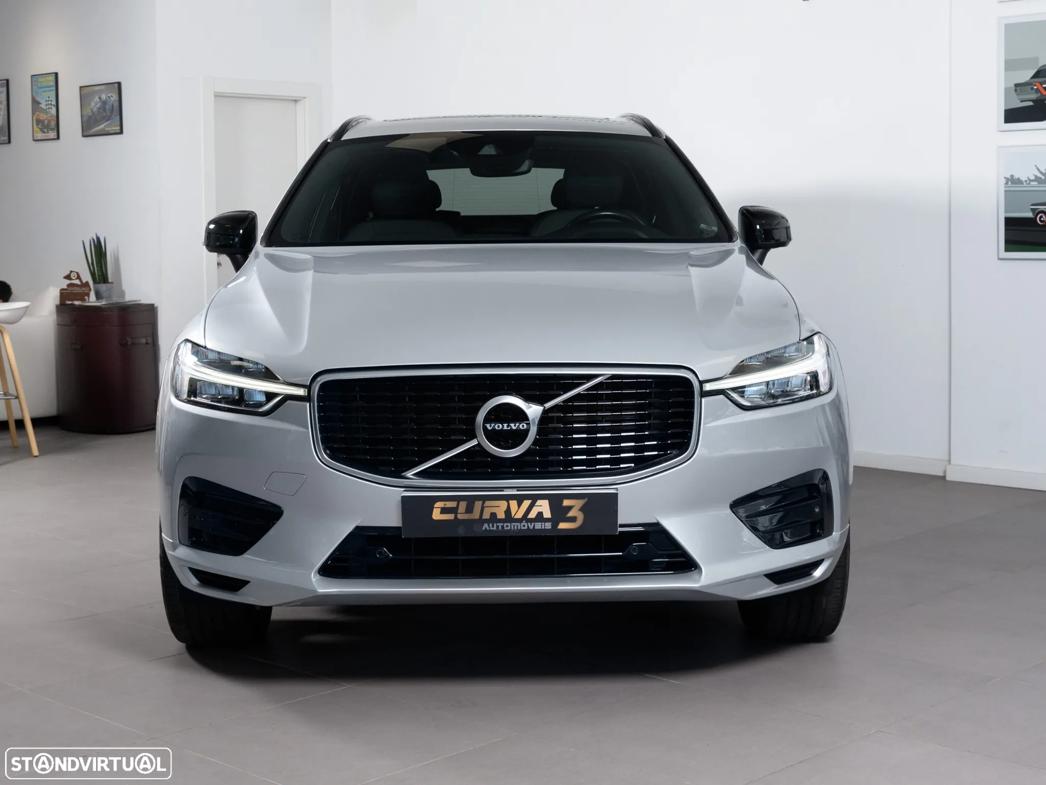 Volvo XC 60 2.0 D4 R-Design Geartronic - 4