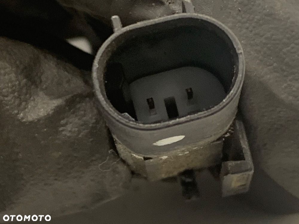 DYSZE SPRYSKIWACZY SZYB KOMPLET  BMW 5 (E60) 2003 - 2010 530 d 173 kW [235 KM] olej napędowy 2007 - - 3