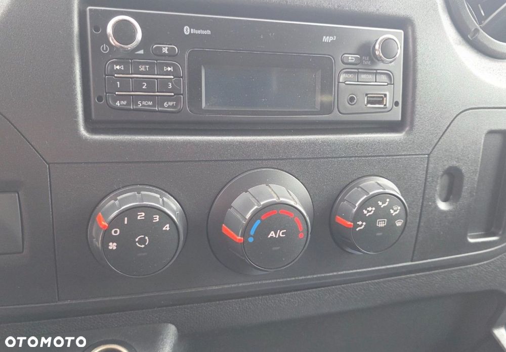 Renault Master - 22