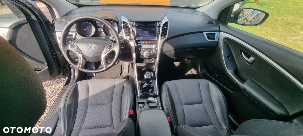 Hyundai i30 1.6 GDI Premium - 6
