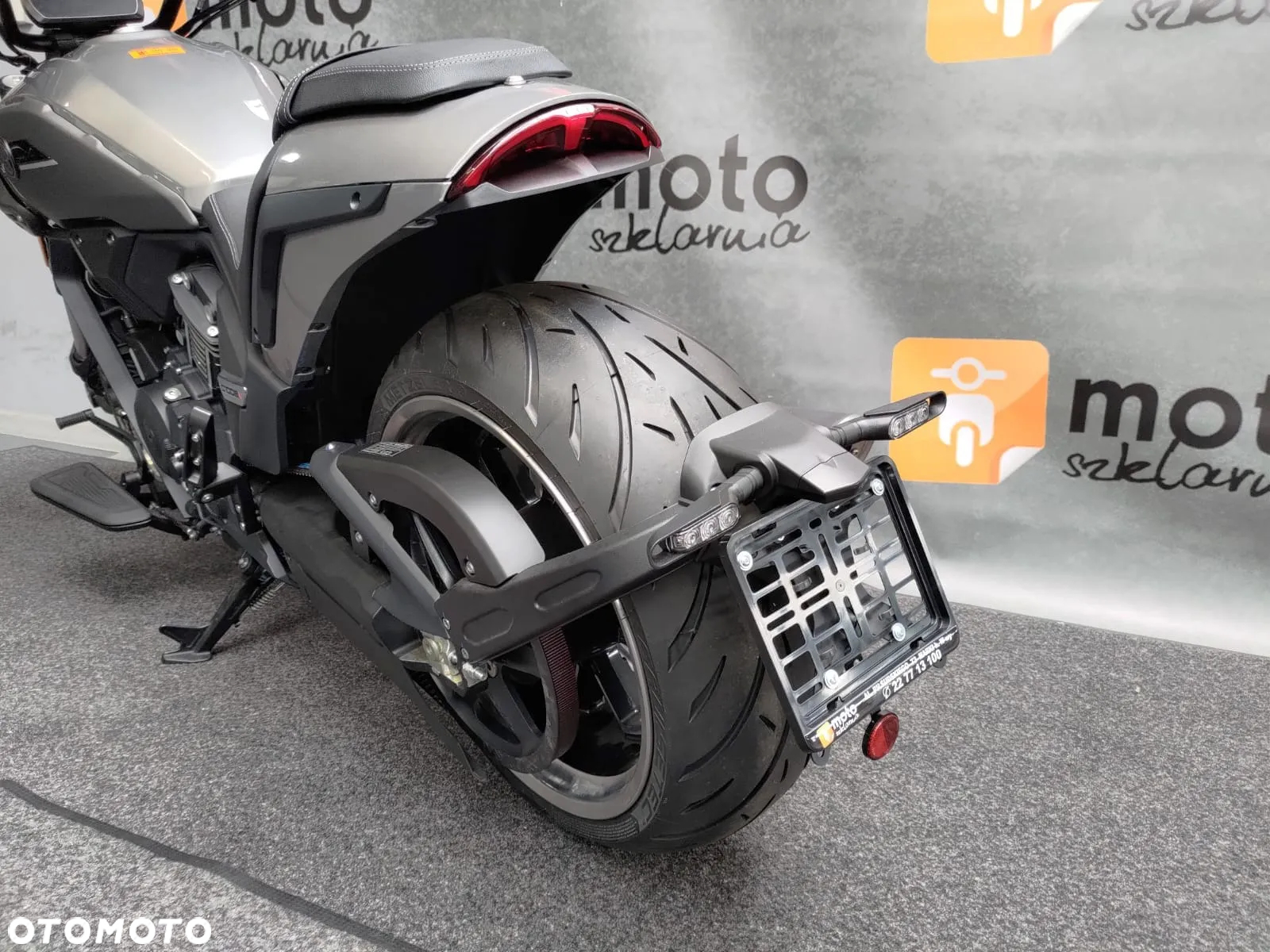Morbidelli C1002V - 16