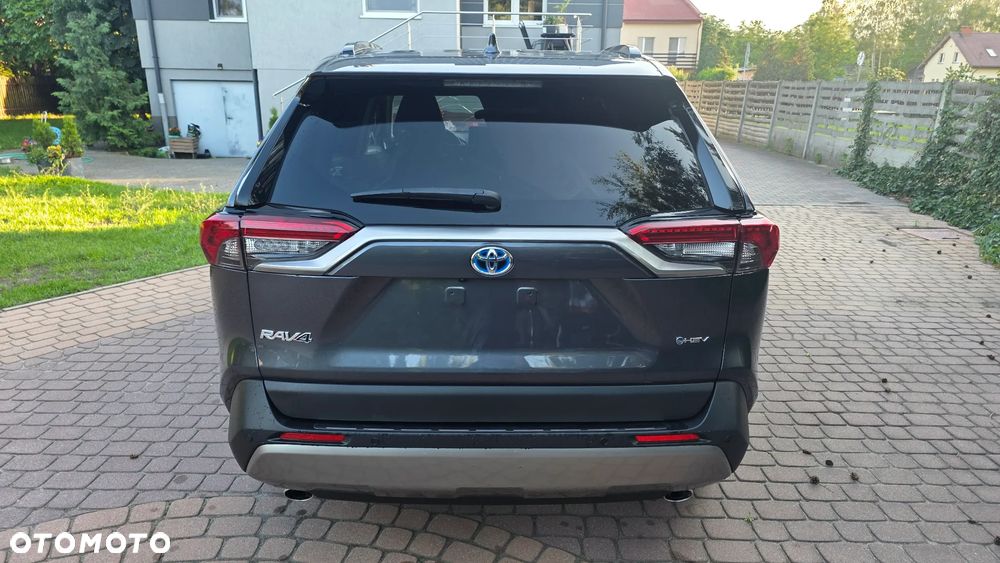 Toyota RAV4 - 17