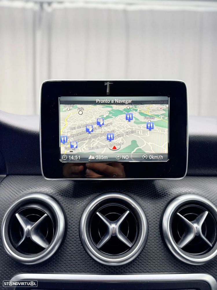 Mercedes-Benz A 180 d AMG Line - 15