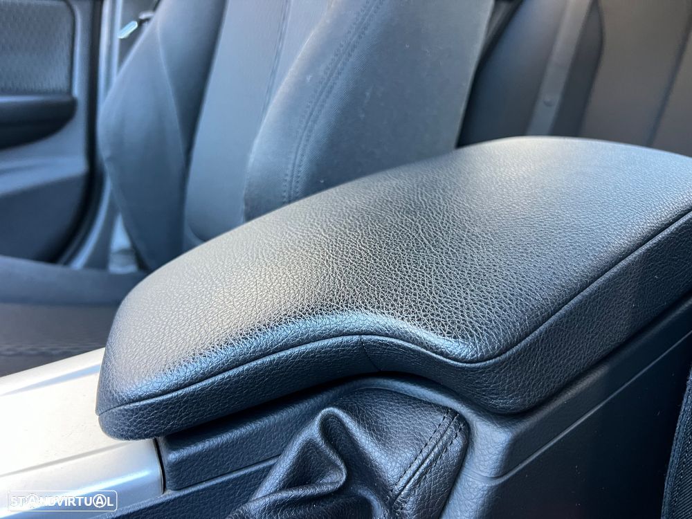 BMW 318 d Line Modern - 42