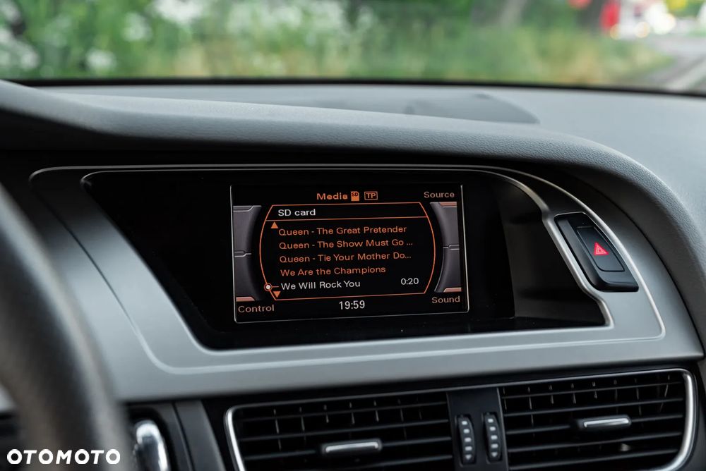 Audi A4 Avant 2.0 TFSI Quattro S tronic - 32
