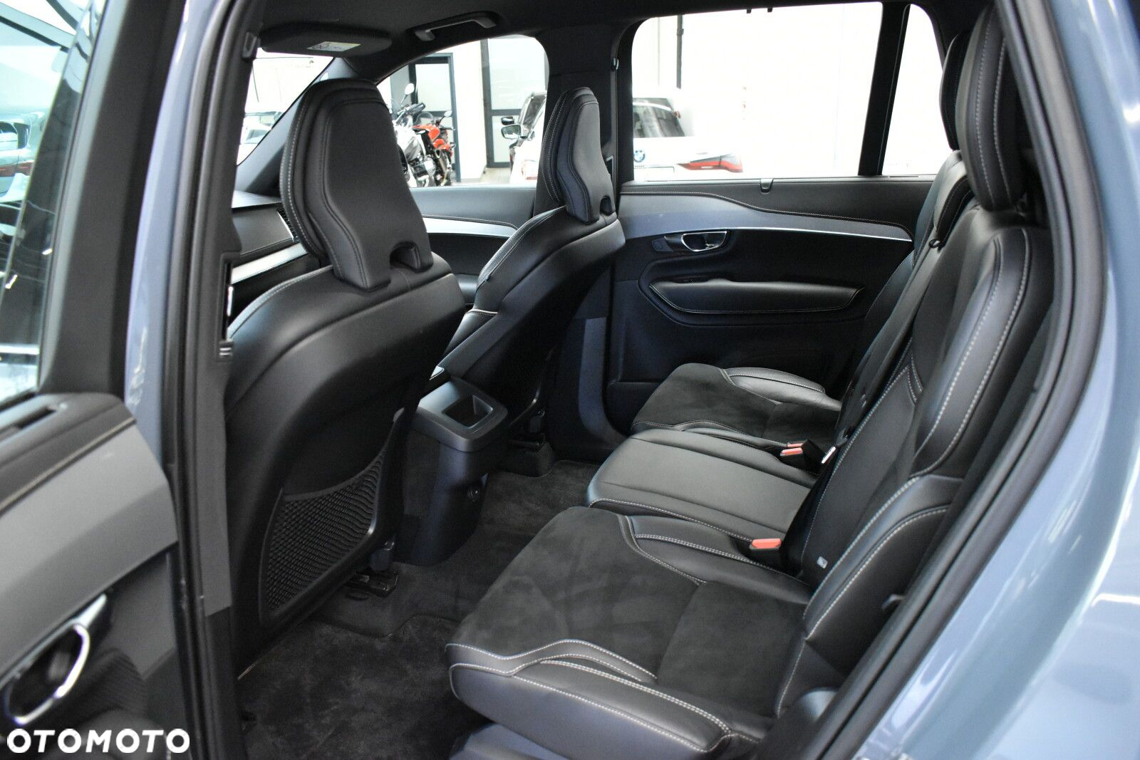 Volvo XC 90 - 21