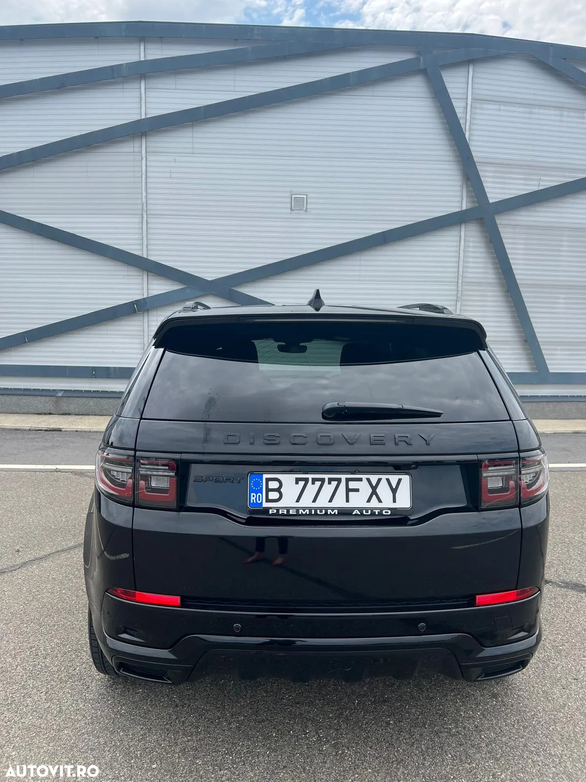 Land Rover Discovery Sport - 11