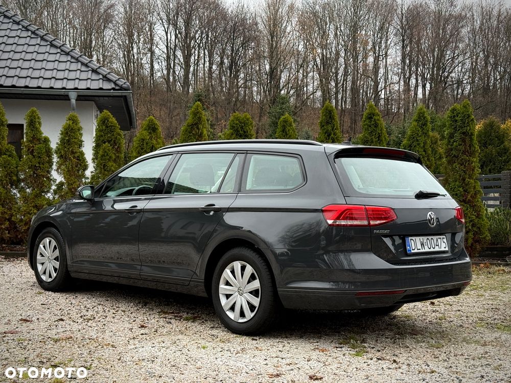 Volkswagen Passat Variant - 24