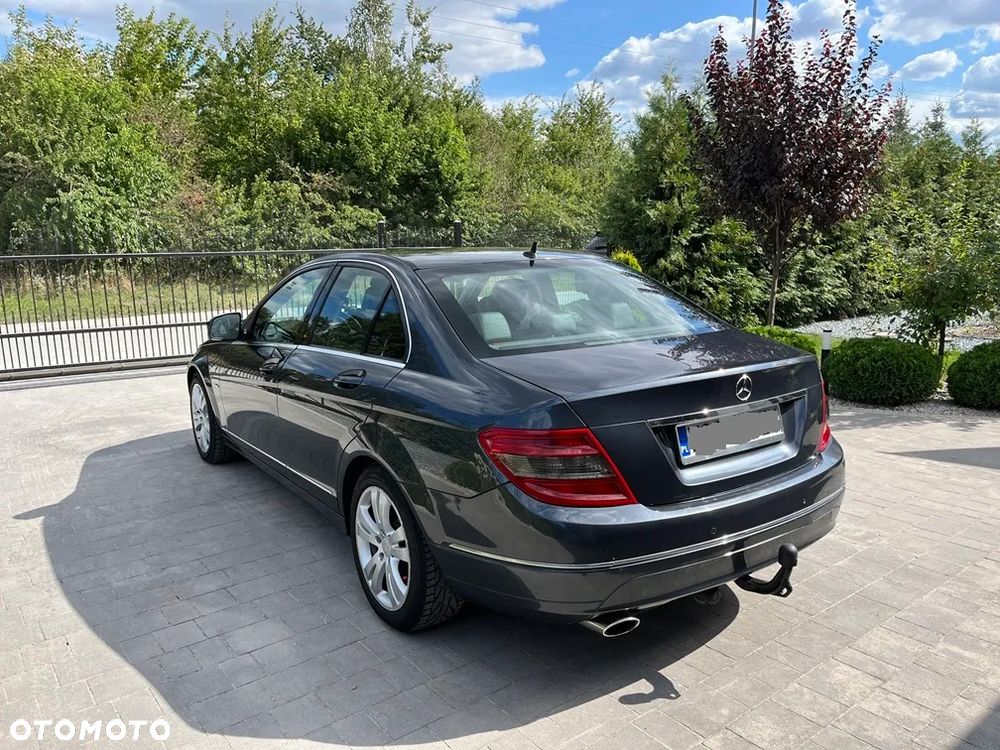Mercedes-Benz Klasa C 220 CDI DPF Automatik Avantgarde - 5