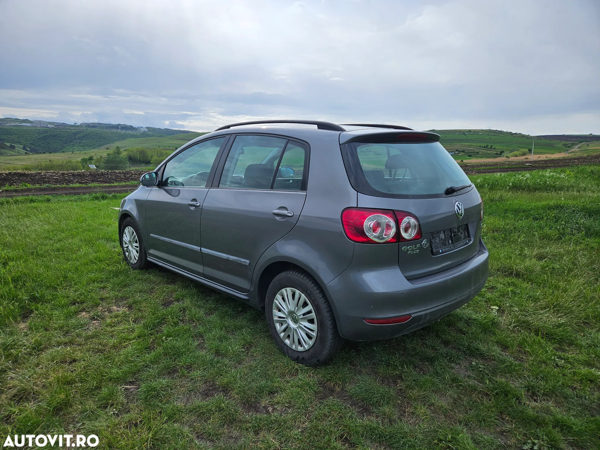 Volkswagen Golf Plus 1.6 TDI DPF Trendline - 3