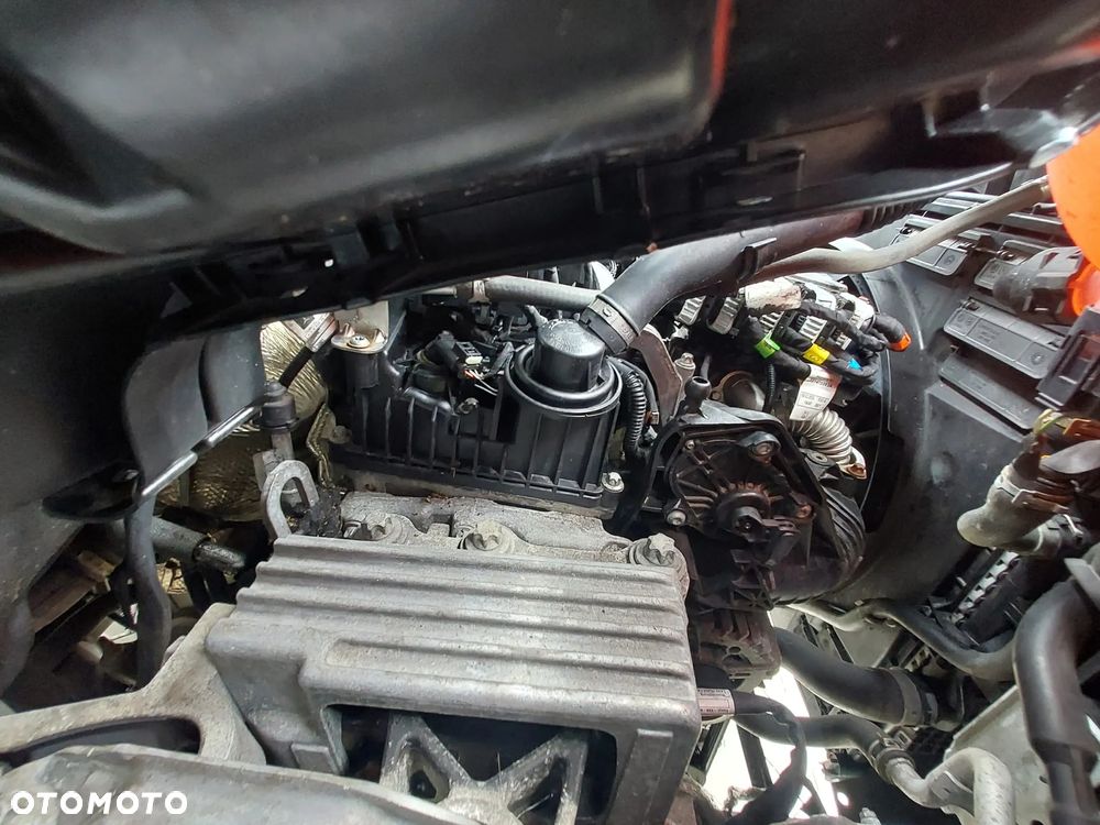 Mercedes-Benz Sprinter - 20