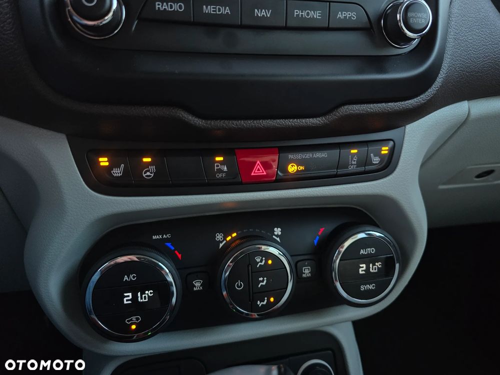 Jeep Renegade 1.4 MultiAir DSG Limited - 22