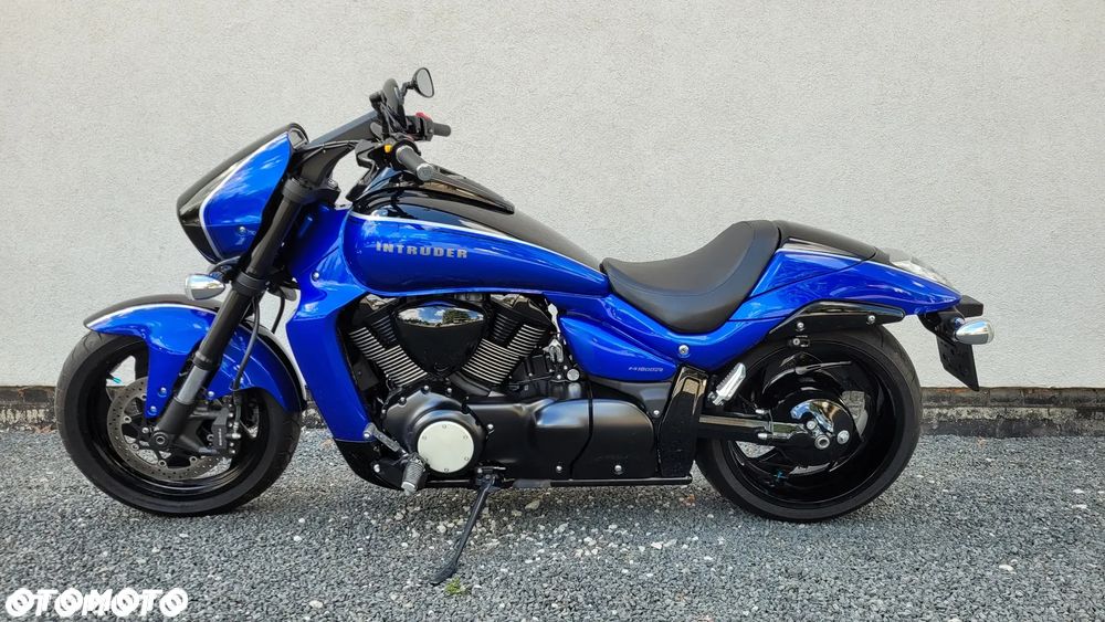 Suzuki Boulevard - 1