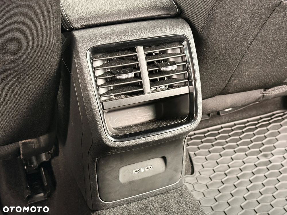 Skoda Octavia 1.5 TSI Business - 28