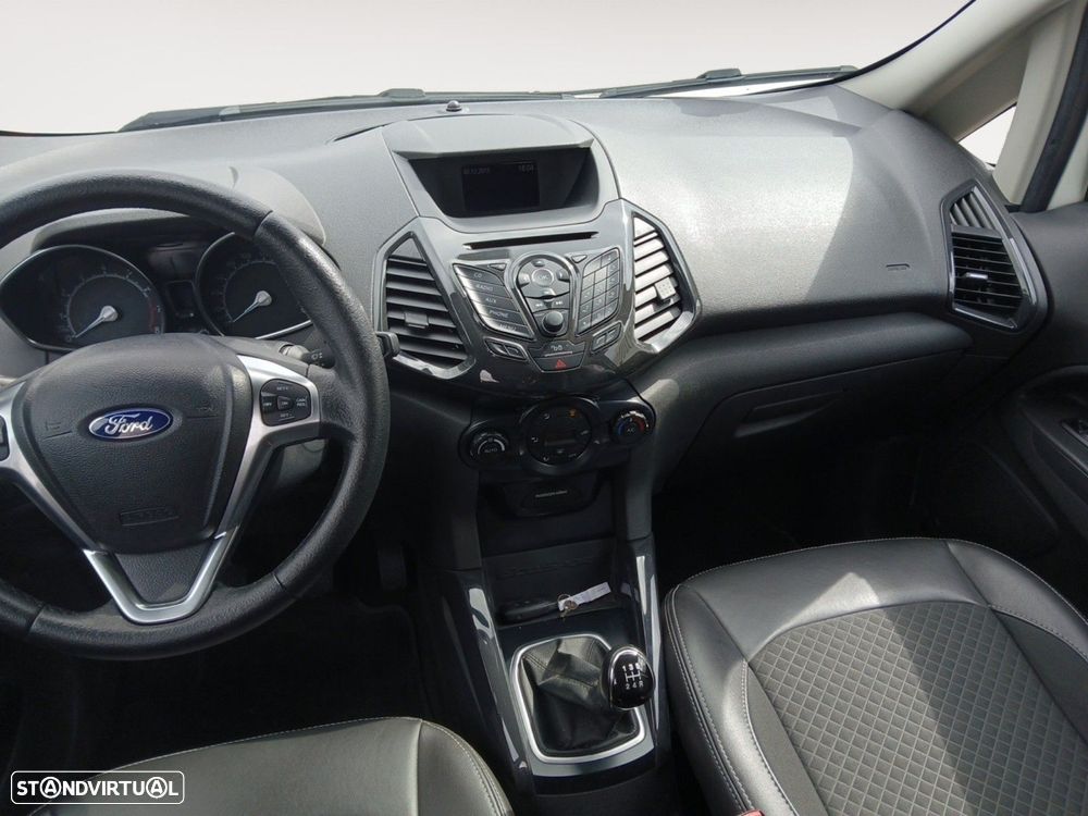 Ford EcoSport 1.0 EcoBoost Titanium - 11