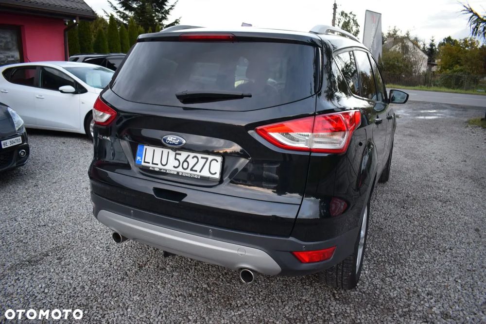 Ford Kuga 2.0 TDCi 4x4 Titanium - 4