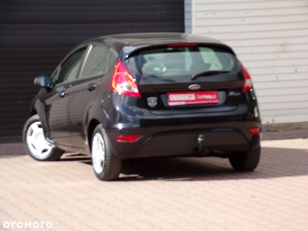 Ford Fiesta - 16