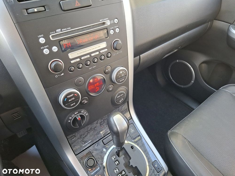 Suzuki Grand Vitara 3.2 Automatik Comfort+ 20 Jahre - 6