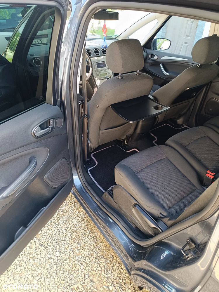 Ford S-Max 2.0 Titanium - 25