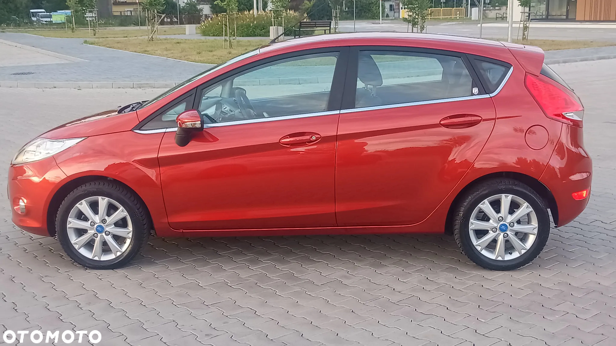 Ford Fiesta 1.4 Ghia EU5 - 5