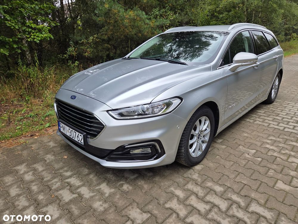 Ford Mondeo 2.0 Hybrid Titanium - 1