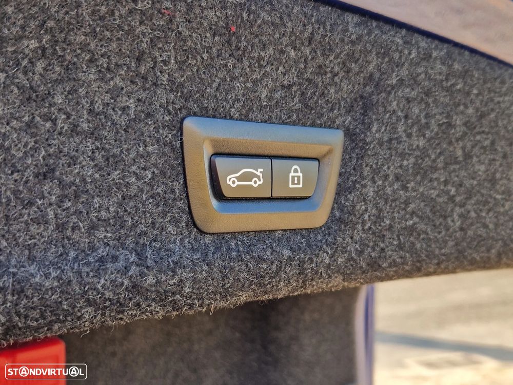 BMW 330 i Pack M Auto - 58