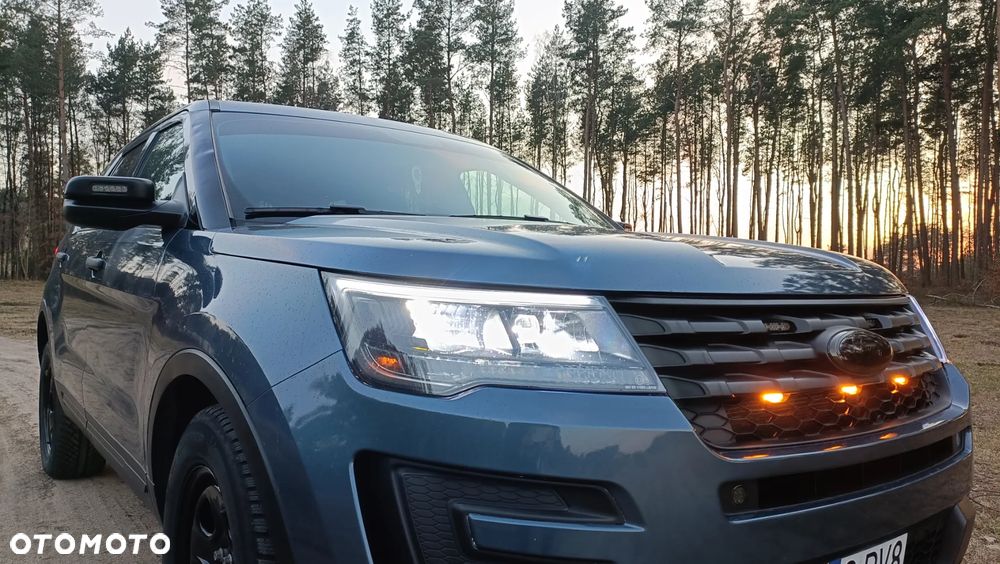Ford Explorer - 35