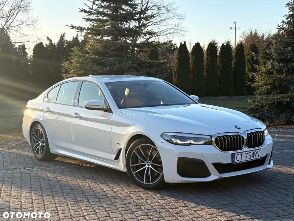 BMW Seria 5 520d M Sport - 5