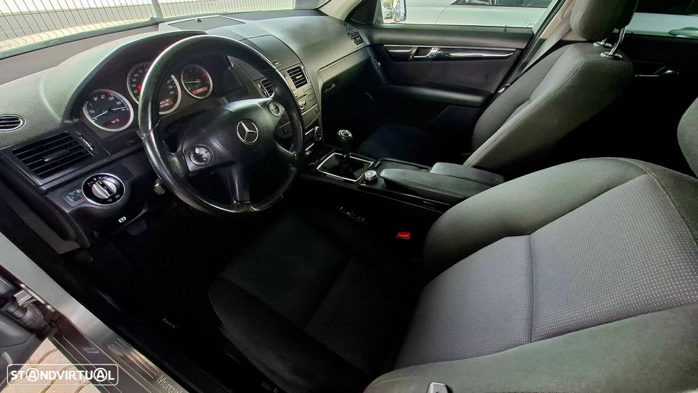 Mercedes-Benz C 220 CDi Avantgarde BlueEfficiency - 19