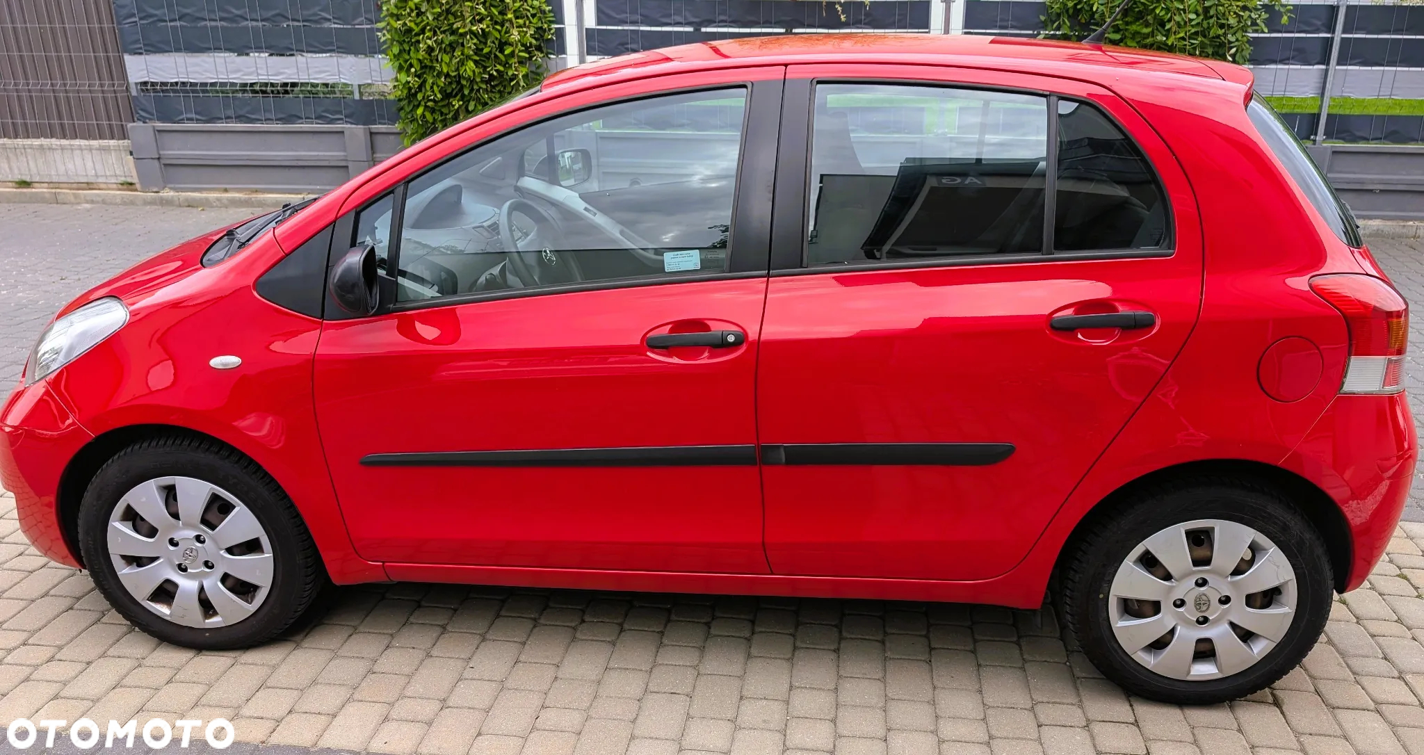 Toyota Yaris - 4