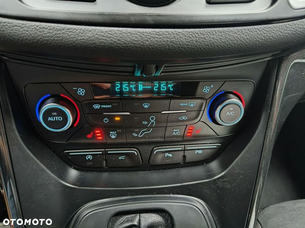 Ford Kuga 2.0 TDCi AWD ST-Line - 33