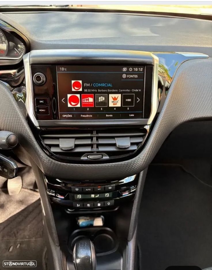 Peugeot 208 PureTech 110 Stop & Start Allure - 9